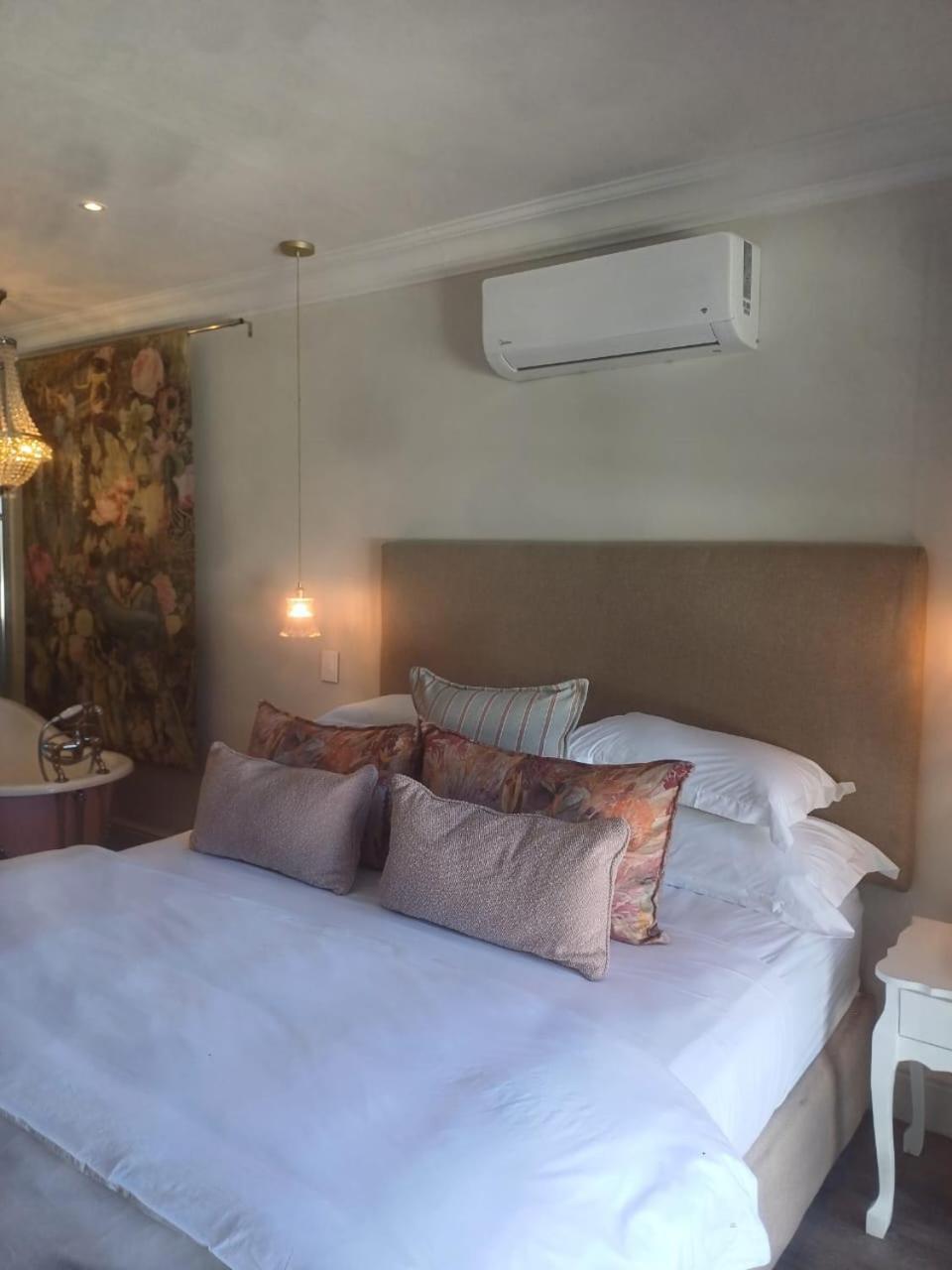 קייפטאון Thyme Wellness Spa And Guesthouse מראה חיצוני תמונה