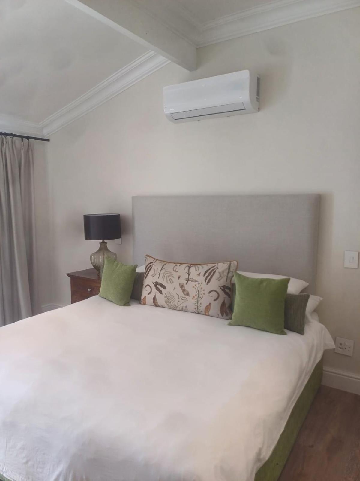 קייפטאון Thyme Wellness Spa And Guesthouse מראה חיצוני תמונה